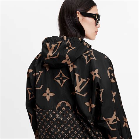 Productos de Louis Vuitton: Chamarra con capucha Monograma .